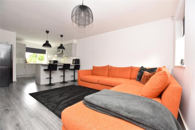 3 bed Terraced for sale Image 3