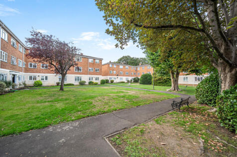 Gainsborough Court, Walton On Thames, Surrey, KT12