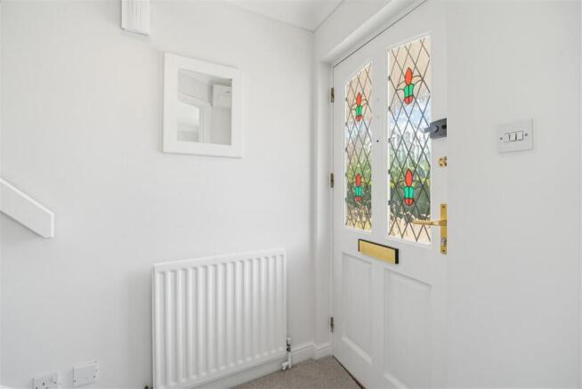 19 Billets front door.jpg