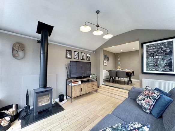 SITTING AREA/SNUG
