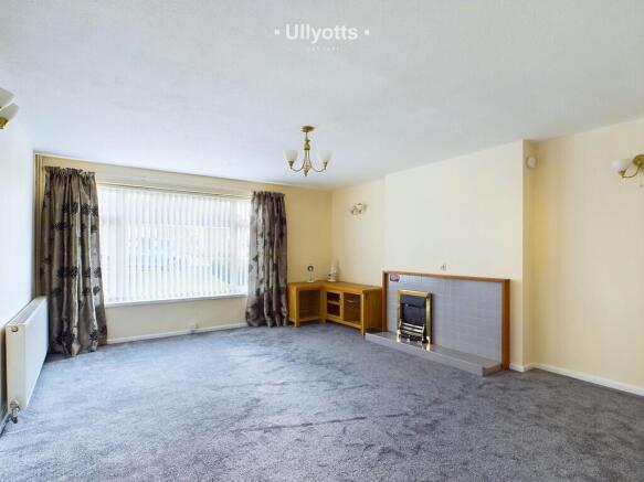 3 bed Semi-Detached to rent Image 5