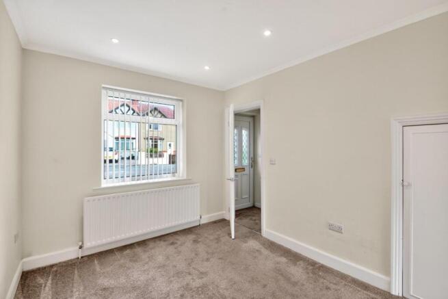 3 bed Semi-Detached for sale Image 7