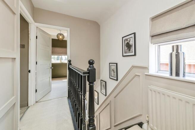 3 bed Semi-Detached for sale Image 9