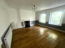 Flat 8, 138 140 Kingsway Court, Widmore Road, Bromley BR1 3BP