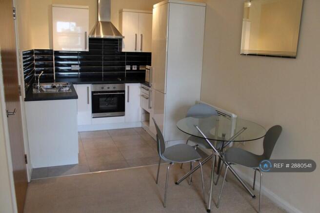 Kitchen/Dining