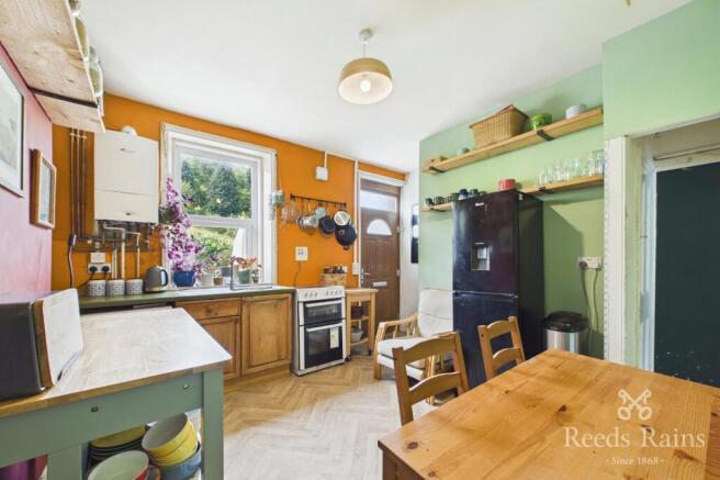 2 bed Terraced for sale Image 5