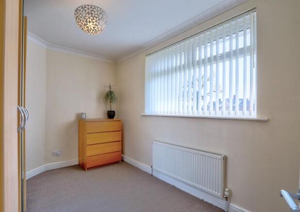 3 bed Semi-Detached for sale Image 11