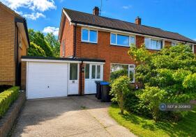 2, Meadow Lane, Burgess Hill RH15 9JA