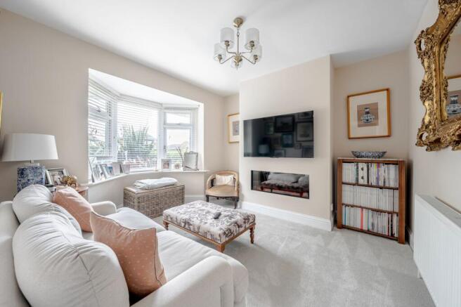 3 bed Semi-Detached for sale Image 4