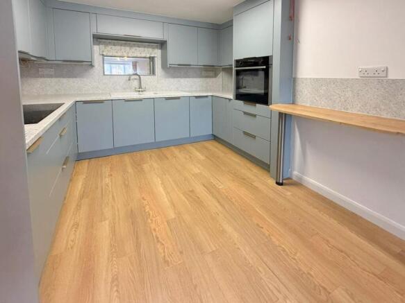 at 13.03.57 (1).jpeg