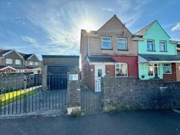 1, Oak Street, Hendreforgan, Gilfach-goch CF39 8UG