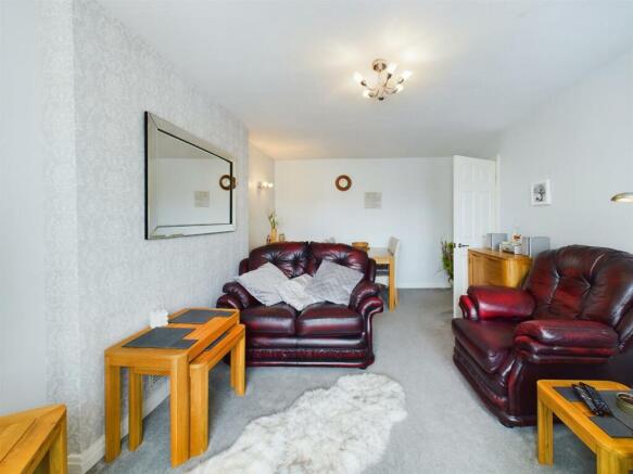 CAM01926G0-PR0035-STILL009.jpg