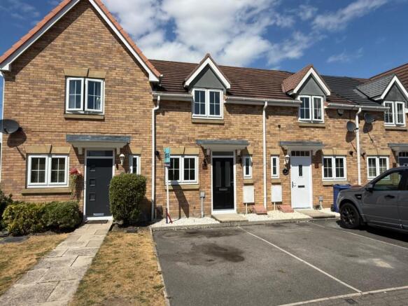 2 bed Terraced for sale in barnsley