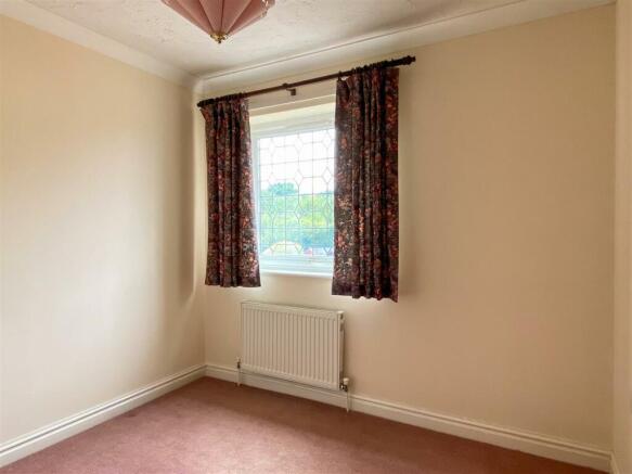 Bedroom 4.jpg