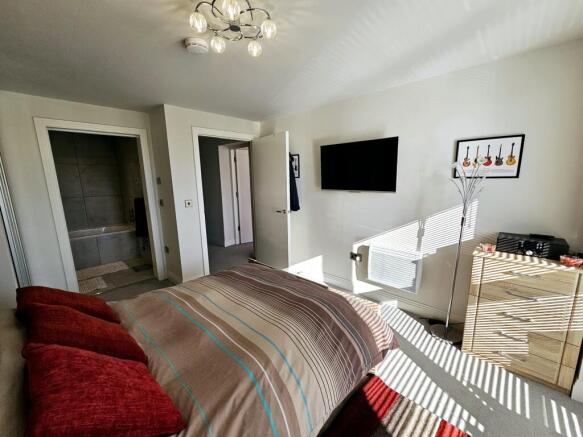 1 bed Flat for sale Image 11