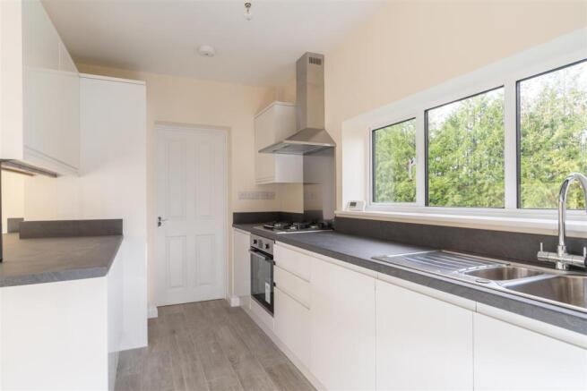 2 Little Barrow Kitchen