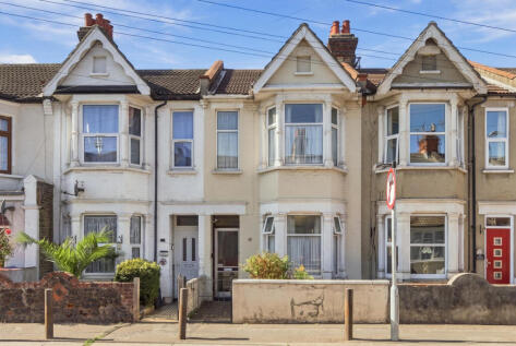 Bournemouth Park Road, Southend-on-sea, SS2 5