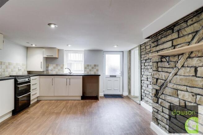 3 bed Semi-Detached for sale Image 7