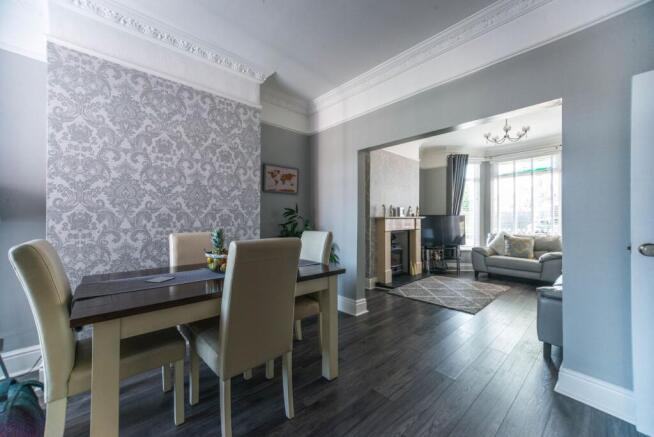 3 bed Terraced for sale Image 7