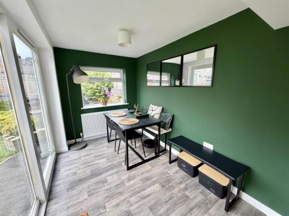 Bramleys Estate Agents - Robin Royd Grove - Mirfie