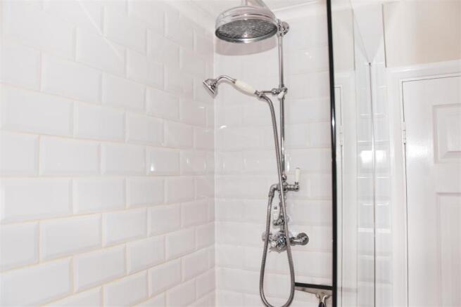 019-Shower.jpg