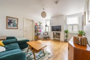 10, Essex Road, London E17 8AN