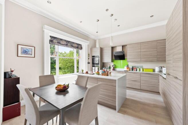 4 bed Duplex for sale Image 5