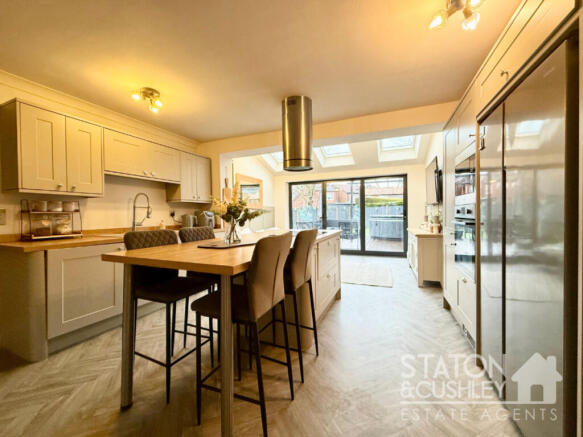 Wentworth Close, Forest Town, NG19 photo 4