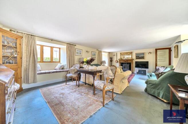 Tathall End, Hanslope, Buckinghamshire, MK19 photo 4