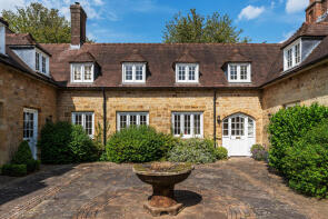 4 Clockhouse Mews, Swaylands, Penshurst Road, Penshurst, Tonbridge TN11 8AW