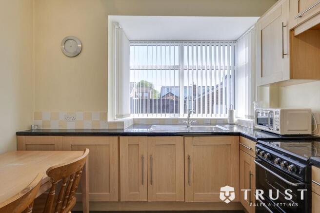 2 bed Detached for sale Image 6