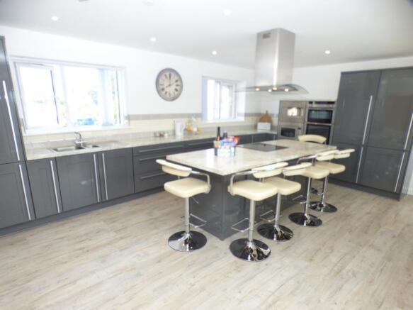 Impressive Kitchen B