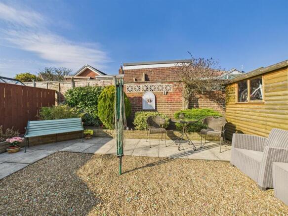 2 bed Detached Bungalow for sale Image 12