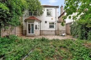 14, Burleigh Gardens, Southgate, London N14 5AP