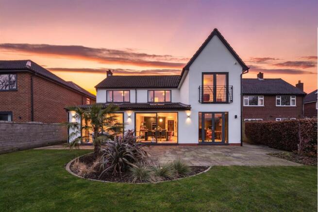 073__DSC3227_twilight_410559f3-8ba6-4d97-82b5-87f5