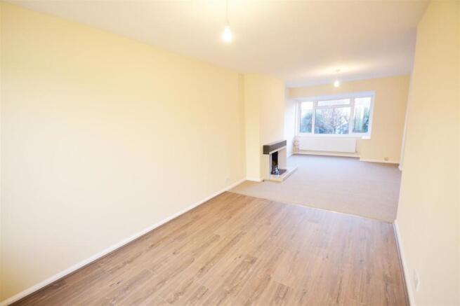 Dining Area.jpg