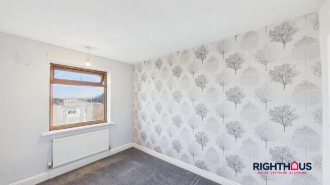 2 bed Semi-Detached to rent Image 7