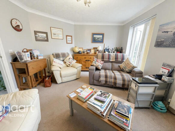 2-bed detached on Station Road, Long Sutton, £230,000