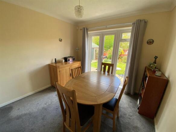 dining room.jpg