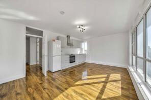 Flat 5, 14, Crescent West, Barnet EN4 0EJ