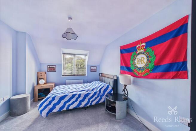 4 bed Detached for sale Image 10