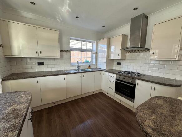 Barry Avenue, Grimsby, DN34 5LS photo 4