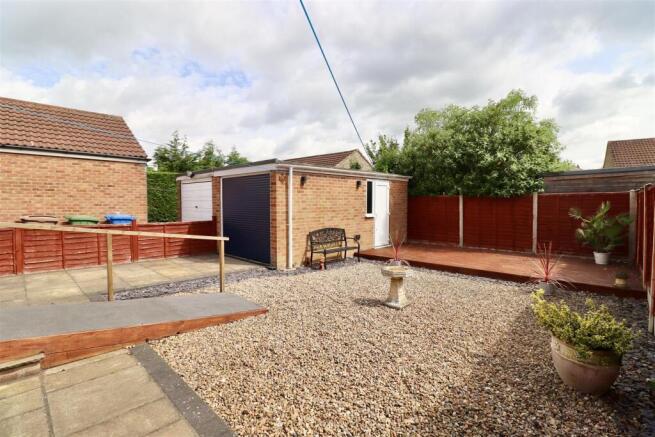 2 bed Bungalow for sale Image 9