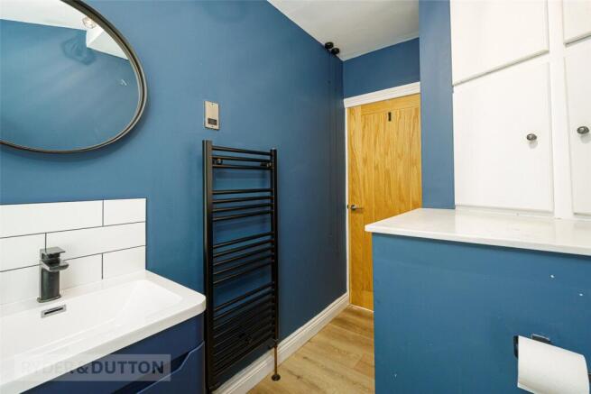 3 bed Terraced for sale Image 9