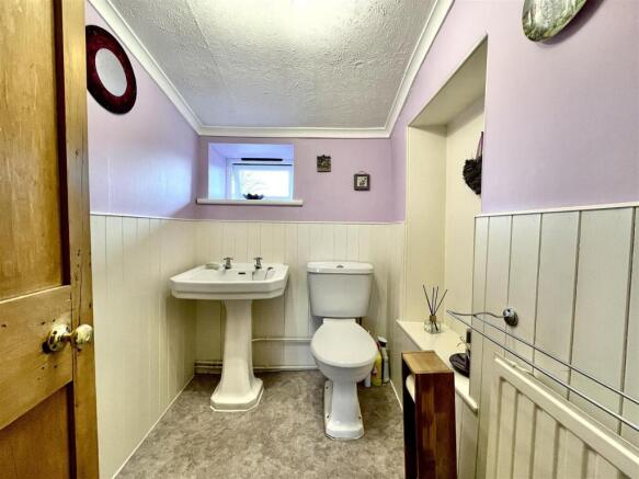 First floor WC