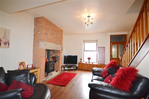 LOUNGE: