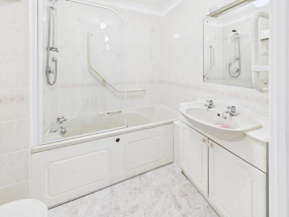 1 bed Apartment for sale Image 7