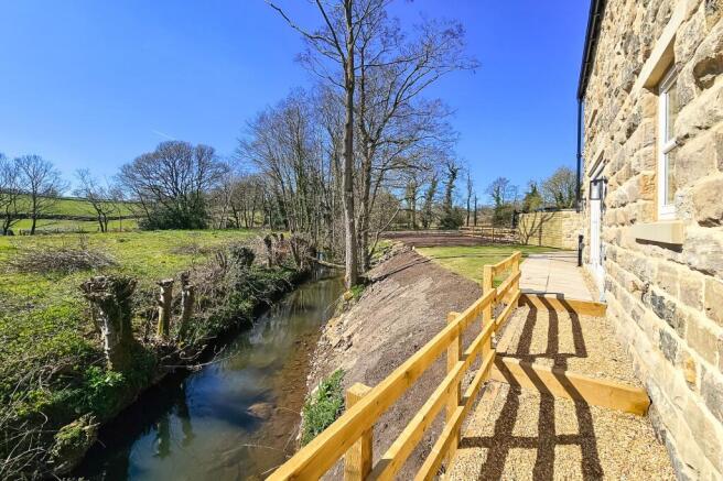 4 bed Village House for sale Image 5