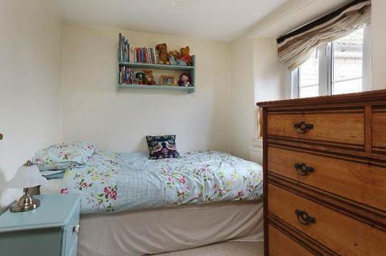 Bedroom 3 (Single)