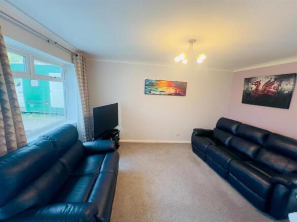 WhatsApp Image 2025-01-16 at 12.11.11 (2).jpeg